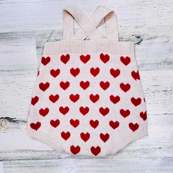 Cat & Jack Baby Girls Romper 6-9M Red Hearts Knit One Piece Sleeveless Valentine - Picture 2 of 6